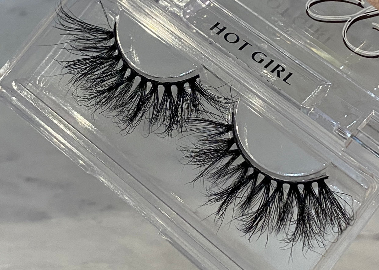 Hot Girl Lashes